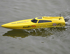 VolantexRC Vector 70 (cm) High speed RC Boat ABS Unibody (792-1) Ready-To-Run Brushed Version